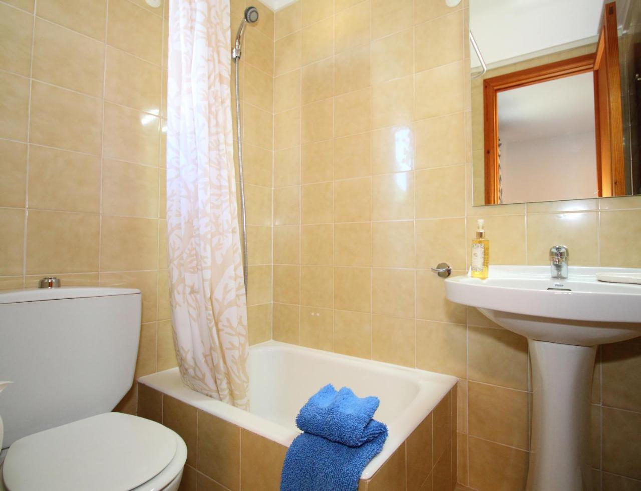 Family Seafront Apt Fantastic Seaview Pollenca Ngoại thất bức ảnh